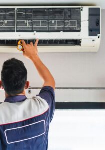 Serviço de Ar Condicionado em Cuiabá | Assistência Técnica Perto de Mim servico-de-ar-condicionado.jpg(4)